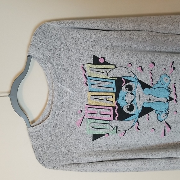 NWT Disney Boxlunch Lilo and Stitch Ohana Crewneck Sweater Size Large - Picture 2 of 11